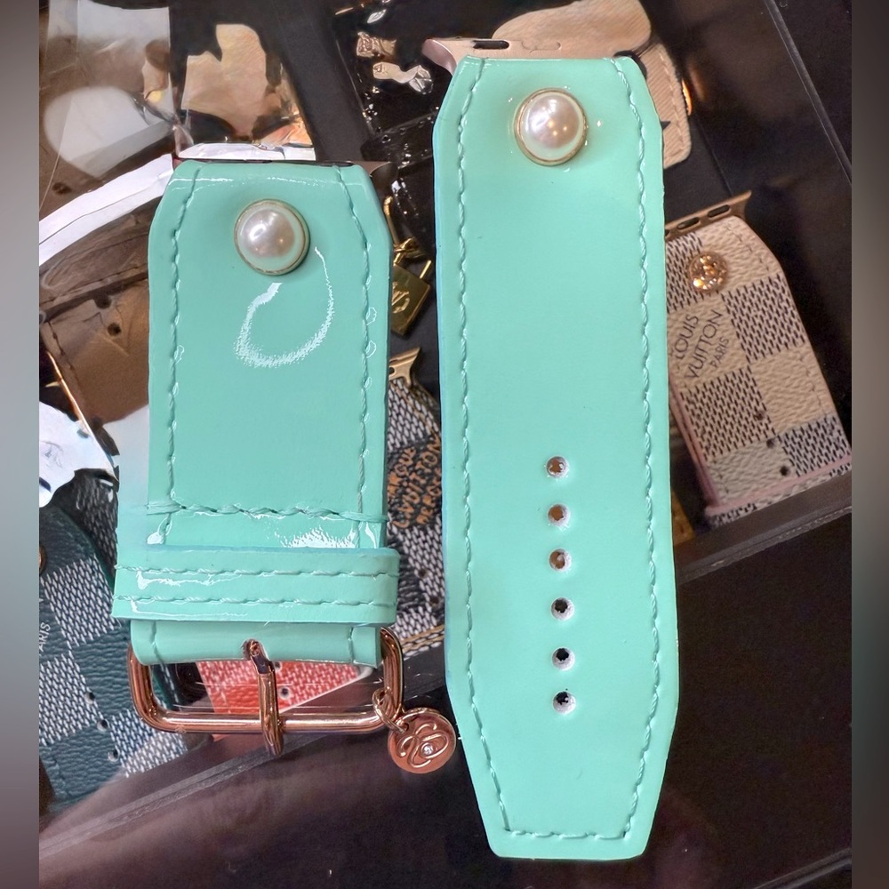 Apple Watch band in Tiffany blue with pearl